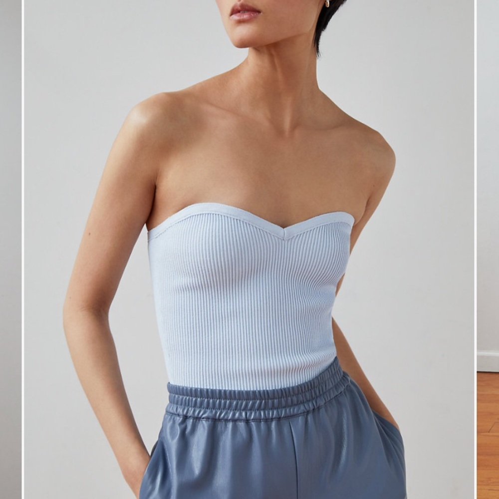 ARITZIA Babaton Sculpt Knit Cropped Sweetheart Top